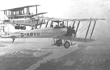 skyriders.jpg (15592 bytes)